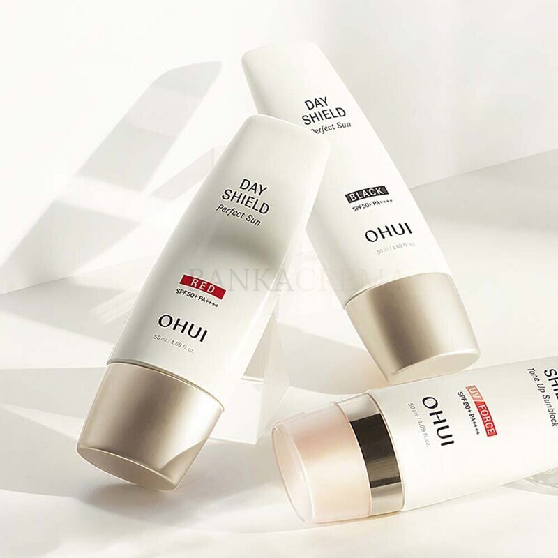 Солнцезащитный крем OHUI Day Shield Perfect Sun Black SPF 50+ /PA++++